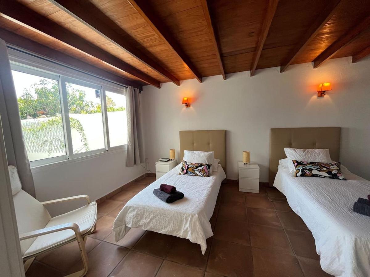 Villa Anna With Heated Pool Puerto del Carmen  Kültér fotó