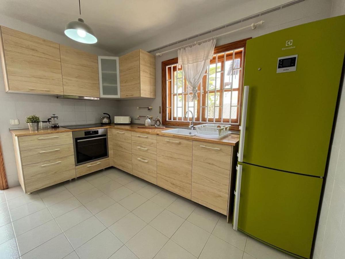 Villa Anna With Heated Pool Puerto del Carmen  Kültér fotó